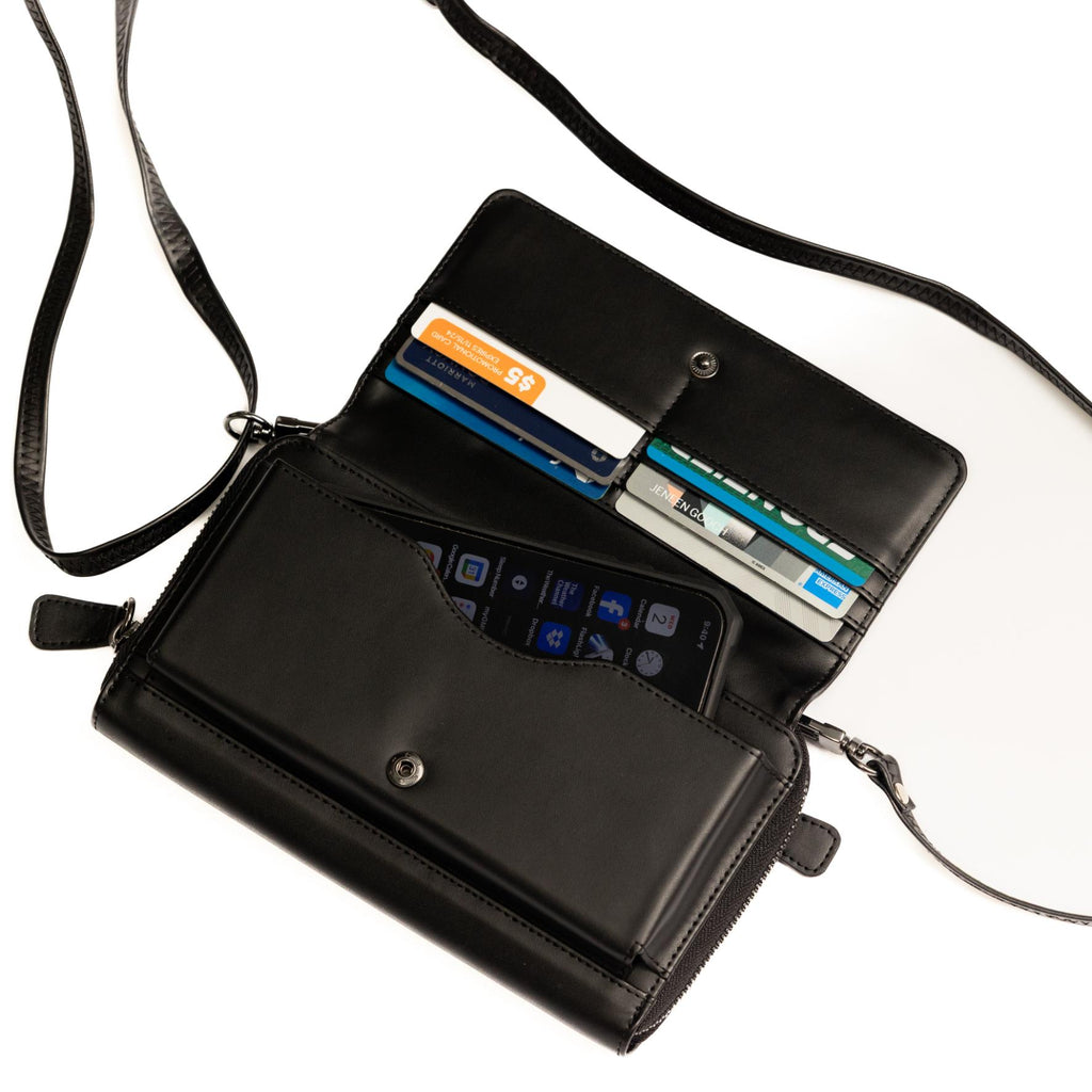 The Pistol Purse: Women's Concealed Carry Wallet / Clutch image 4